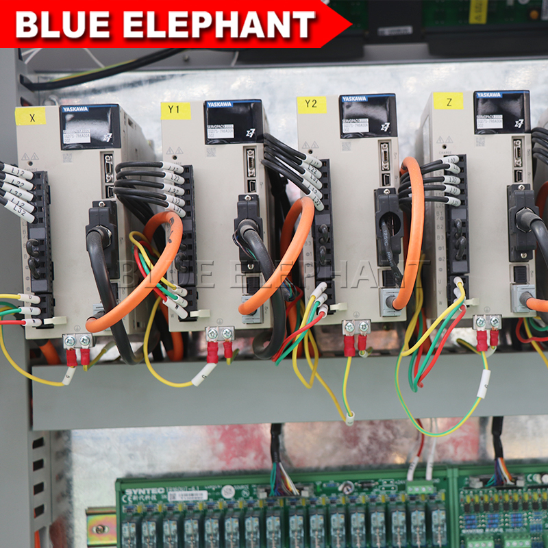 1325 Atc Cnc Wood Cutting Machine For Door Making In India Dimension(l*w*h): 3300x2030x1800mm Millimeter (Mm)