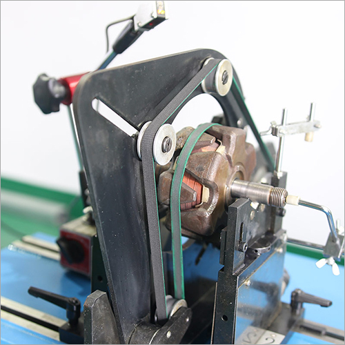 Manual Combing Roller Belt Drive Balancing Machine