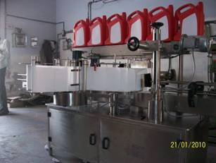 Automatic Three Side Labelling Machine Accuracy: +-1 Mm