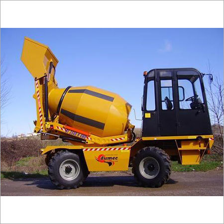 Yellow Self Loading Concrete Mixer
