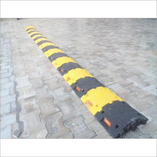 Plastic Speed Breakers Size: Small To Large