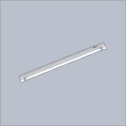 सर्फेस पेंडेंट माउंटिंग T5 लैंप ल्यूमिनेयर पीवीसी बॉडी चैनल