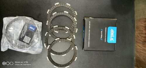 क्लच प्लेट्स