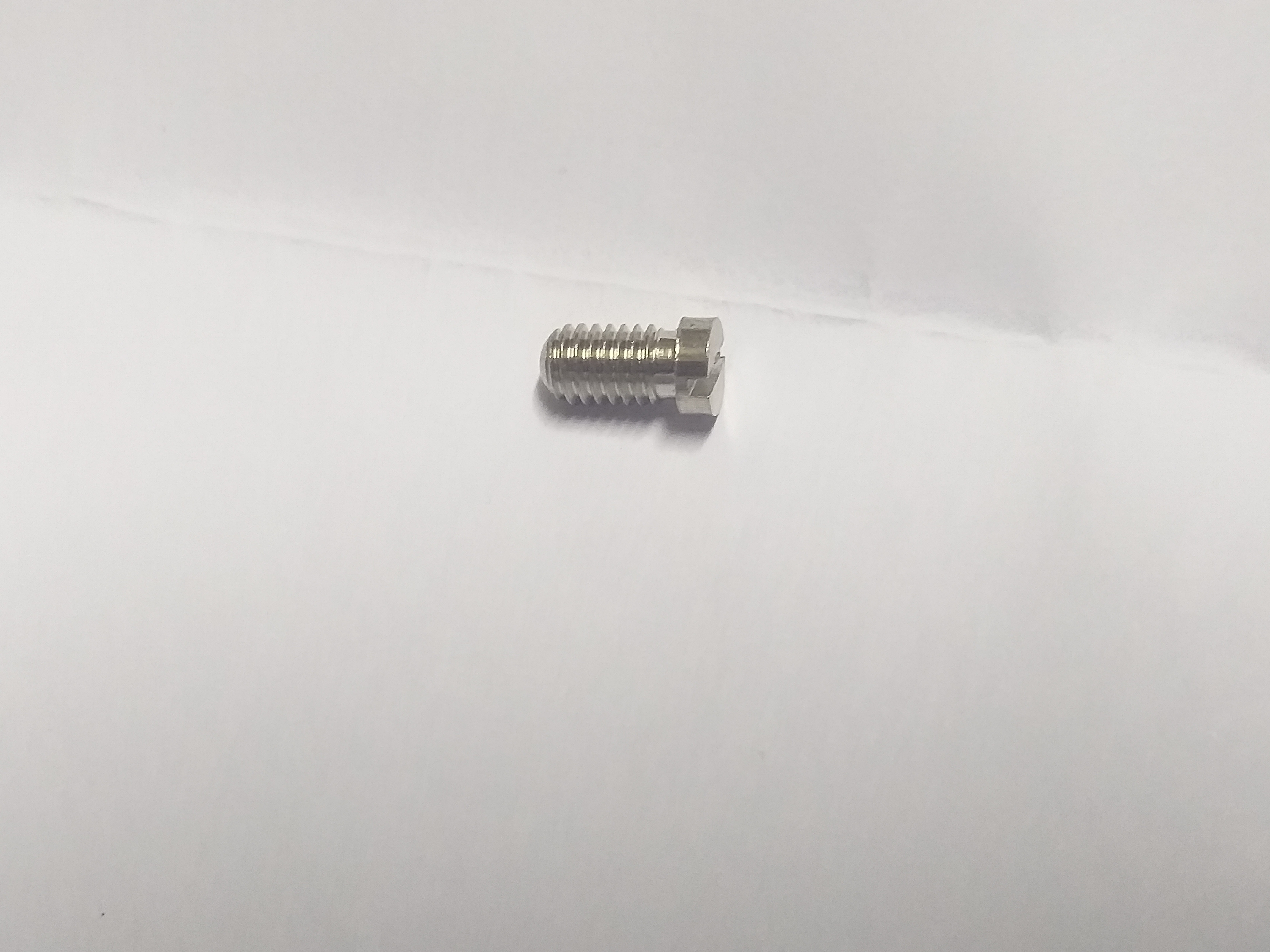 Brass Screw Fasteners - Alloy Steel, Custom Diameter, Head Type, 500 Kg/day Capacity, 0.05 Mm Tolerance | Diverse Material Options: Brass, Carbon Steel, Iron, Plastic, Spring Steel, Stainless Steel