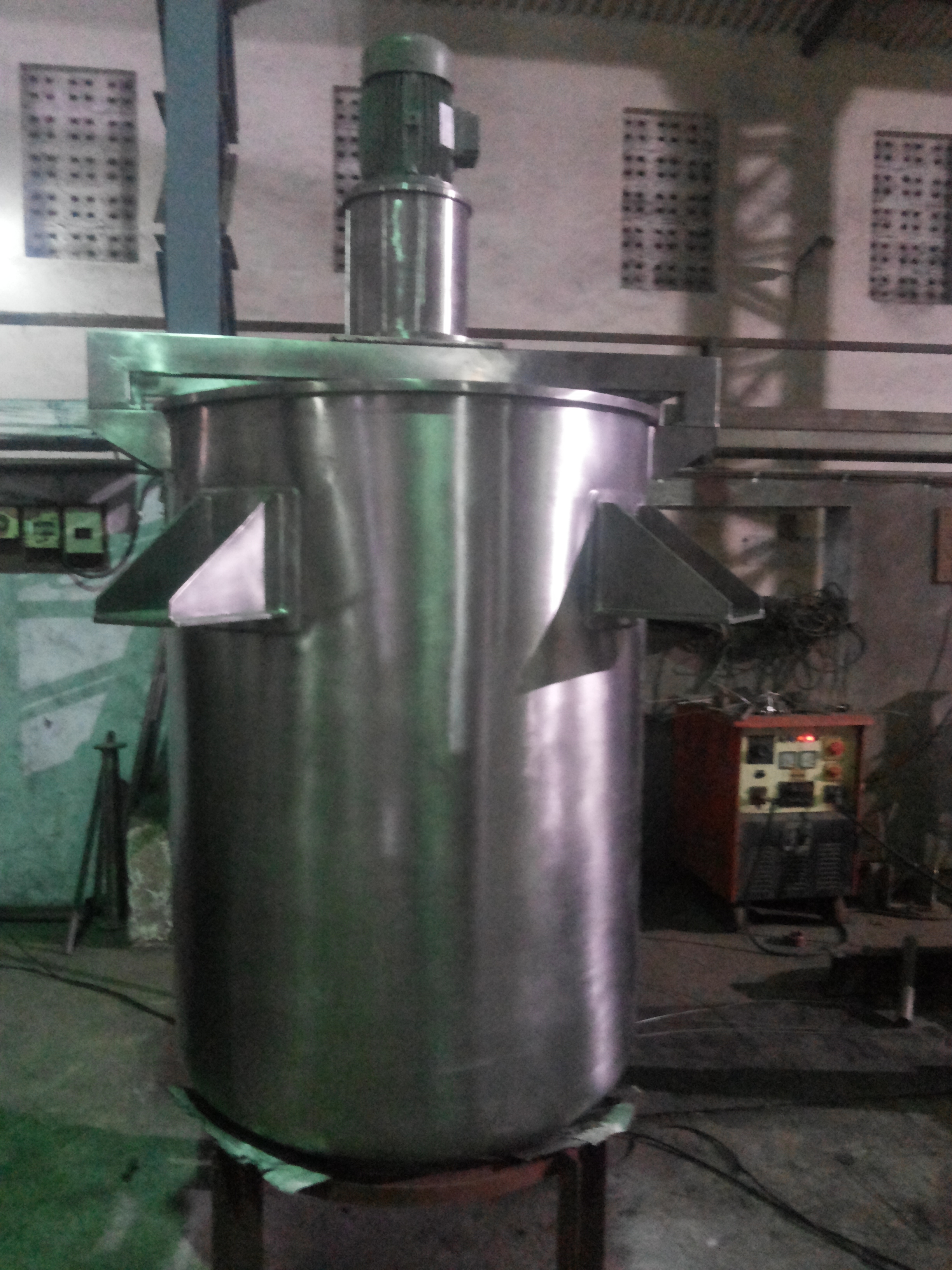 Shampoo Mixing Assembly - Stainless Steel 304, 50-2500 Kg Capacity | Automatic Plc Control, Electric Drive, 700mm Vacuum