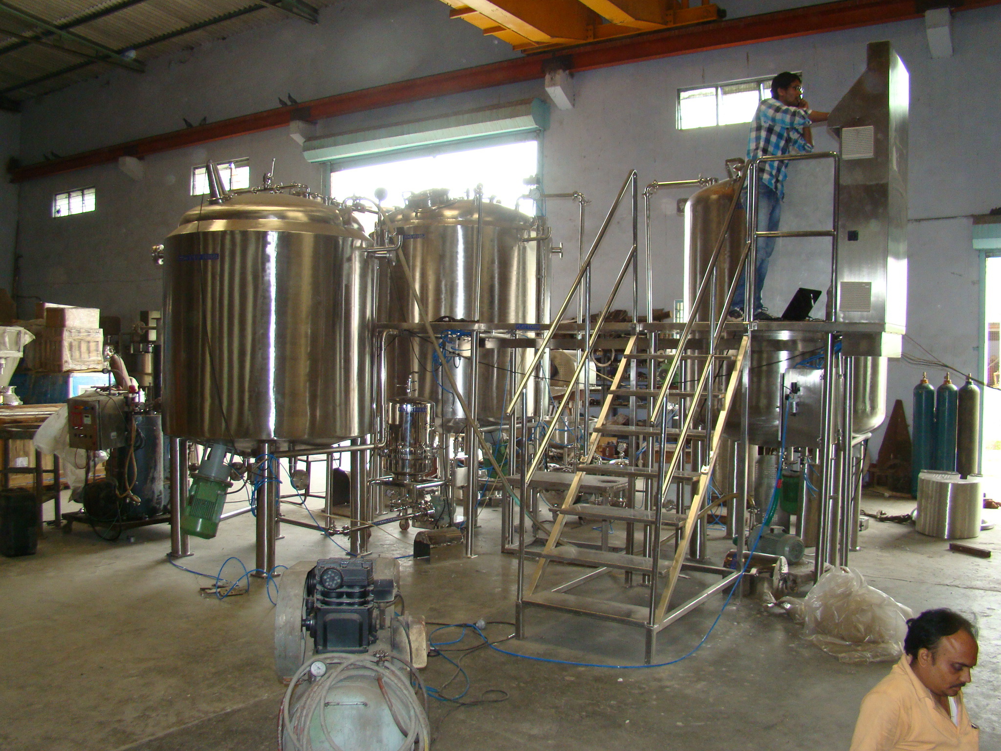 Shampoo Mixing Assembly - Stainless Steel 304, 50-2500 Kg Capacity | Automatic Plc Control, Electric Drive, 700mm Vacuum