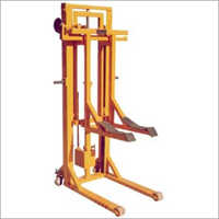 मैनुअल स्टेकर