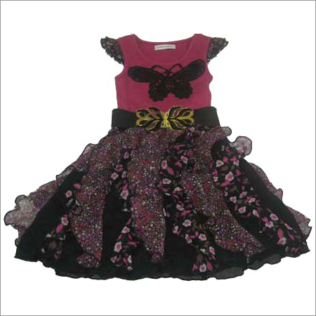 बच्चों के कपड़े