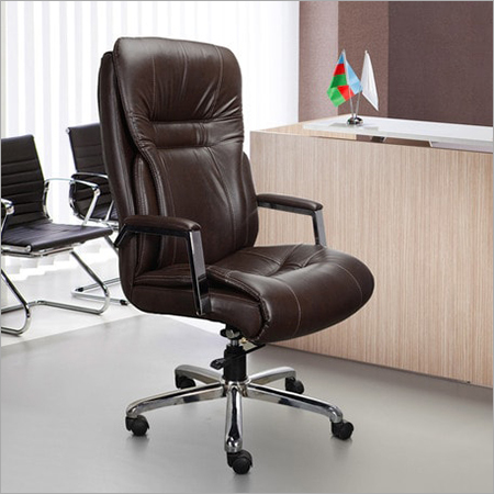 ऑफिस डायरेक्टर चेयर
