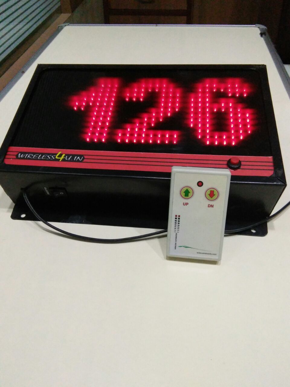 Digital Token Display Unit - High Intensity Led Alpha Numeric, Red/blue Color For Daylight Viewing, Ideal For Hospitals And Queue Management