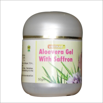 केसर के साथ अलोवेरा जेल