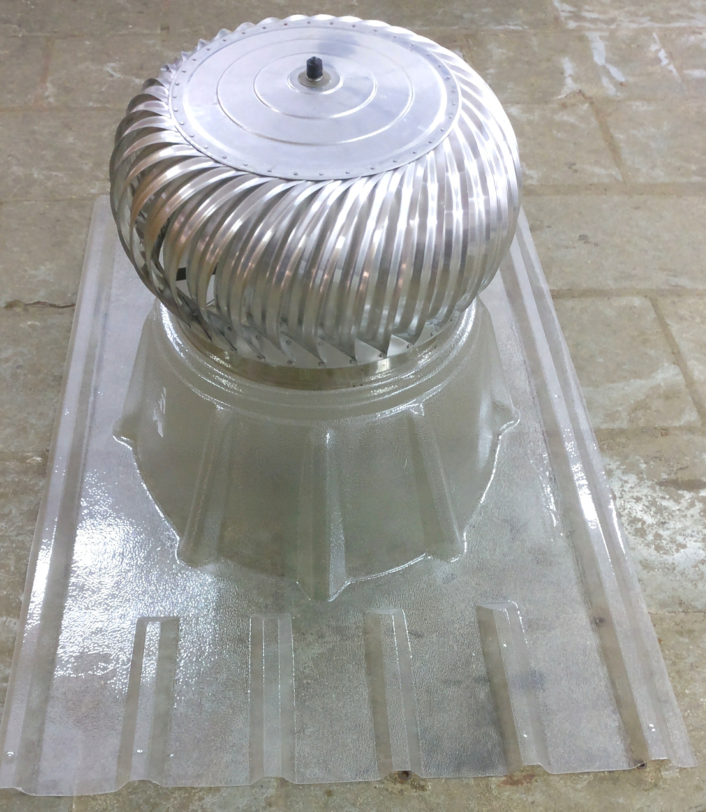 Poly Carbonate Ventilator