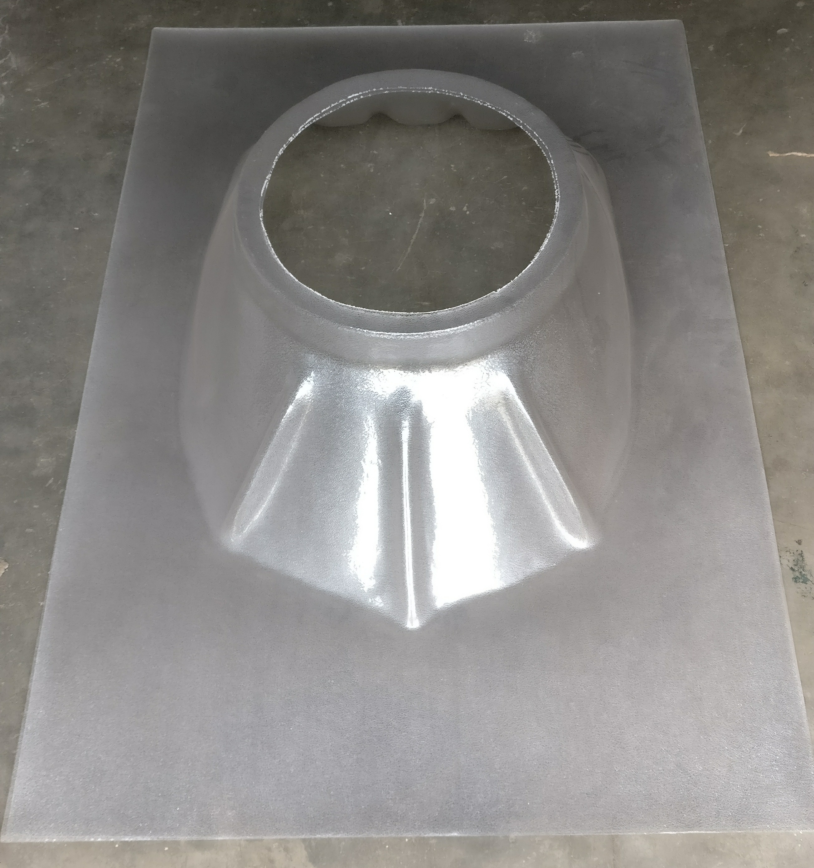 Poly Carbonate Ventilator