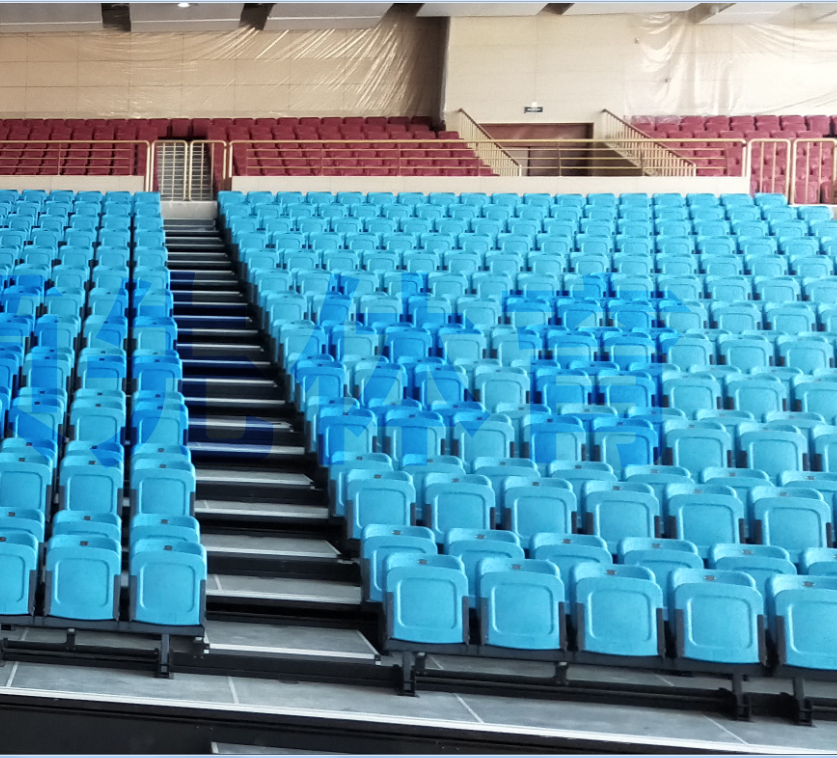 Kook Retractable Seating System