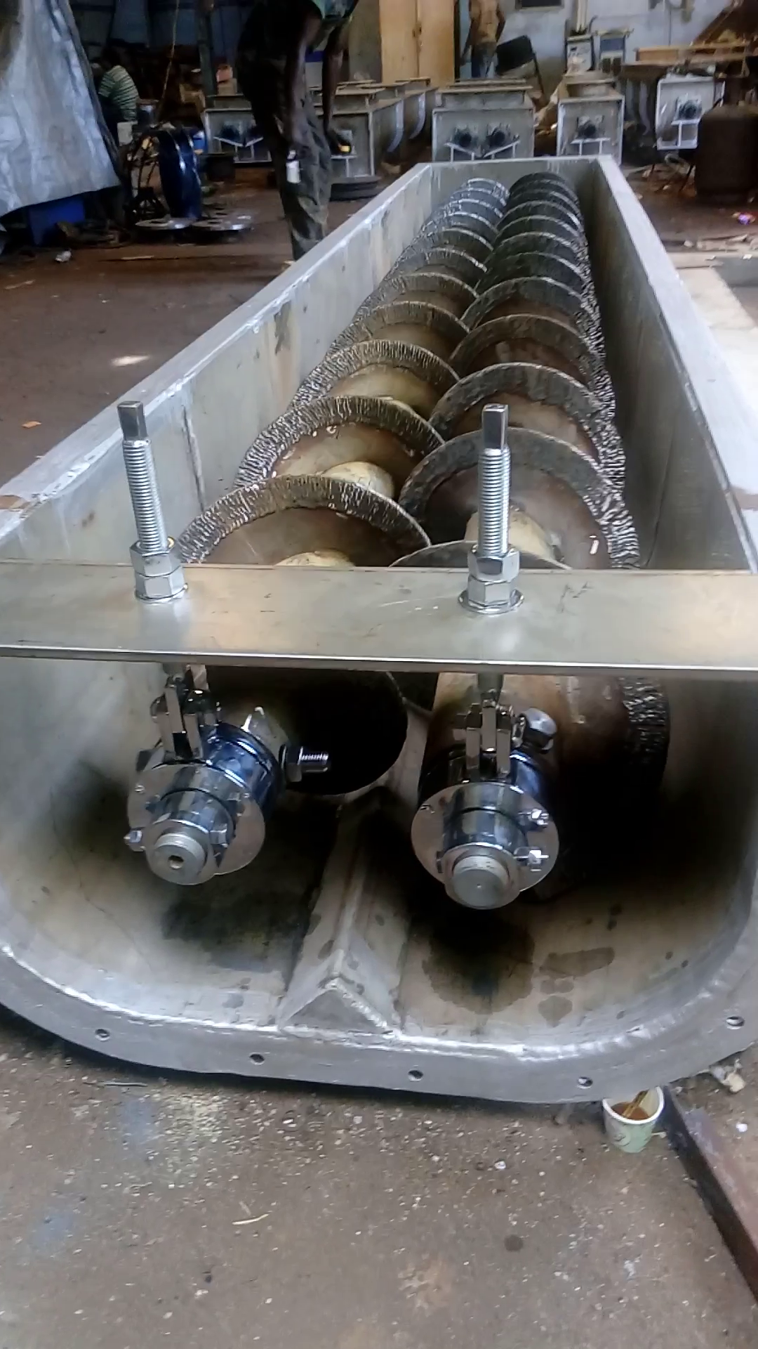 Kalptaru Ash Conditioner - Carbon Steel, U-type Trough Design | Twin-shafted Paddles, Internal Water Spray, Motorized Drive, Easy Maintenance