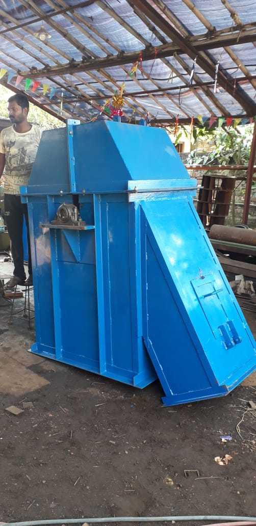 Bucket Elevators - Stainless Steel & Mild Steel | Customized Size, Vertical Material Lifting, 1.5 M/s Speed, Reliable Conveyor System