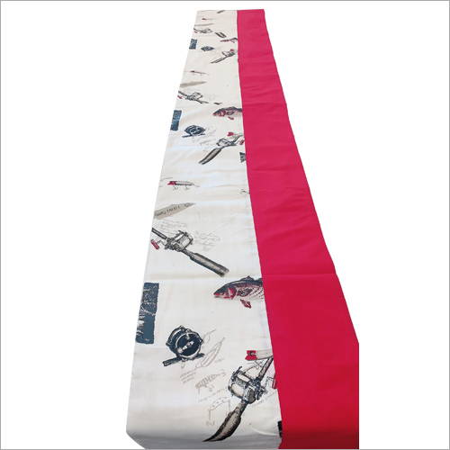 White And Red 8 Seater Silk Table Runner