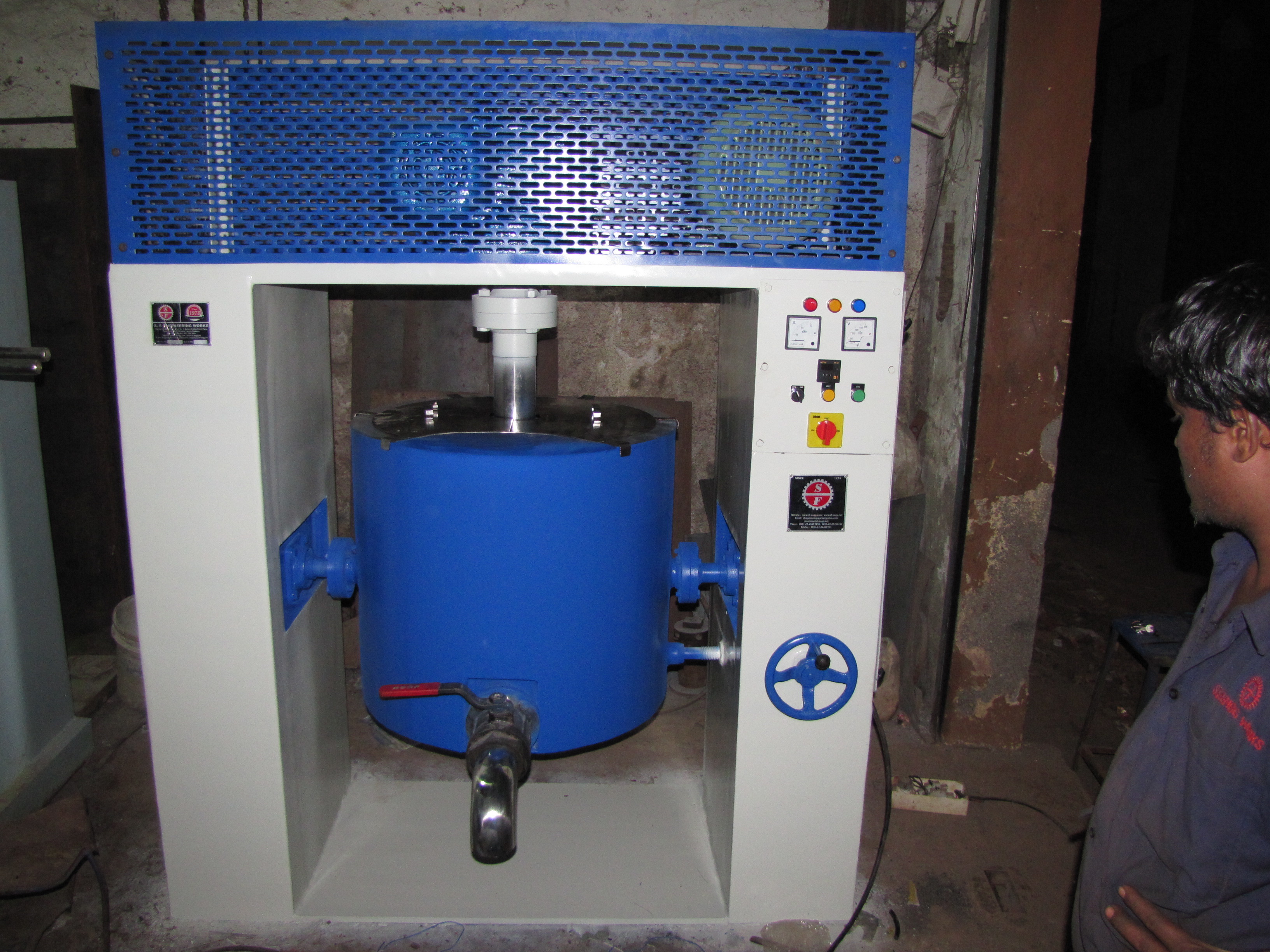 Attritor Mill - High-efficiency Grinding Machine | Ideal For Fine Particle Reduction Versatile Applications Precision Engineering