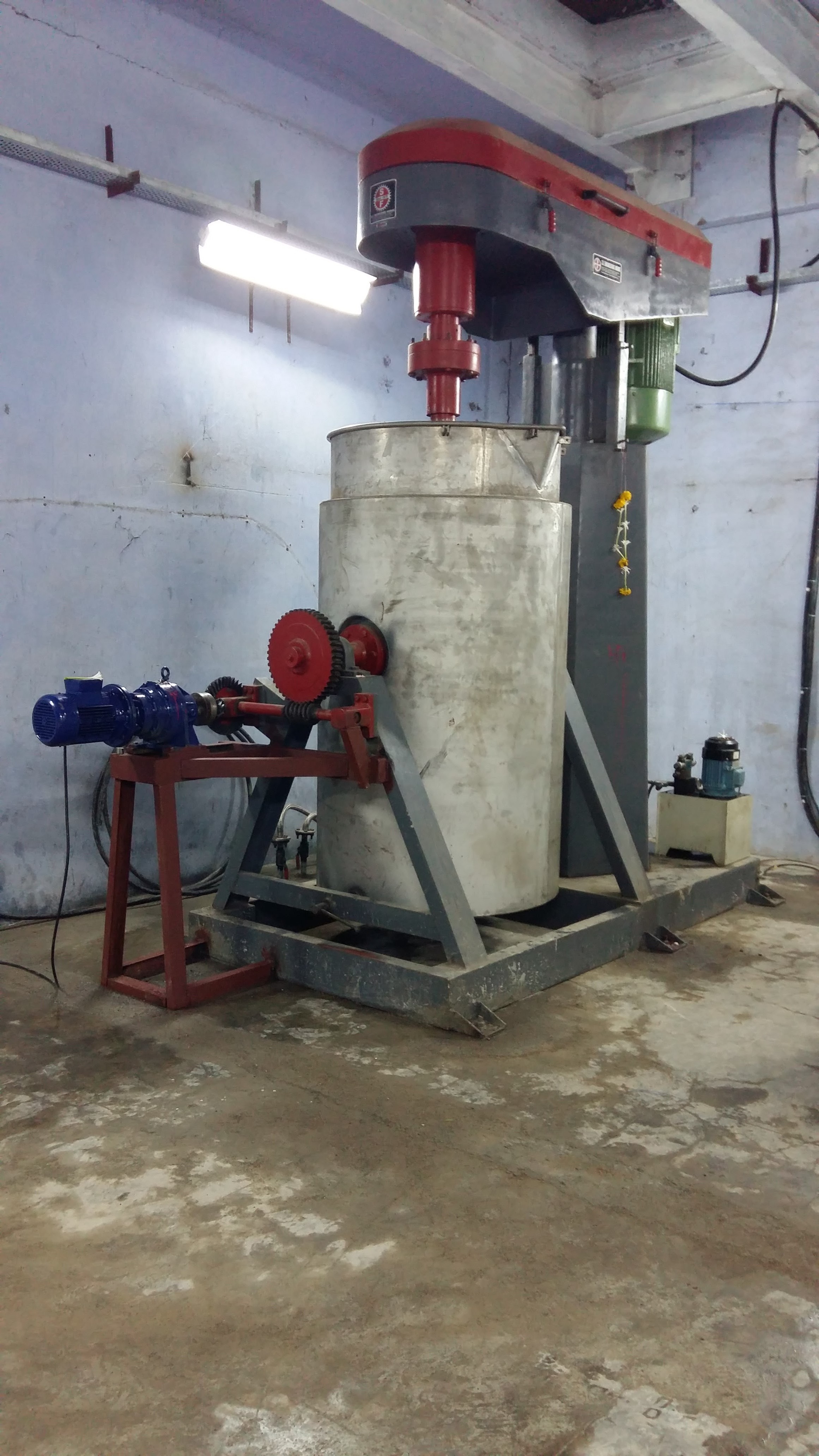 Attritor Mill - High-efficiency Grinding Machine | Ideal For Fine Particle Reduction Versatile Applications Precision Engineering