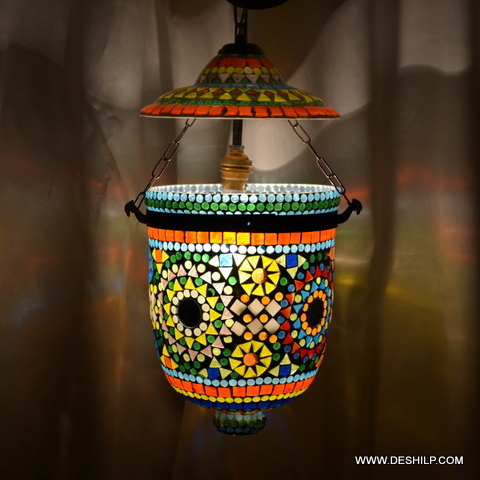 मल्टीकलर न्यू डिज़ाइनर ग्लास वॉल हैंगिंग