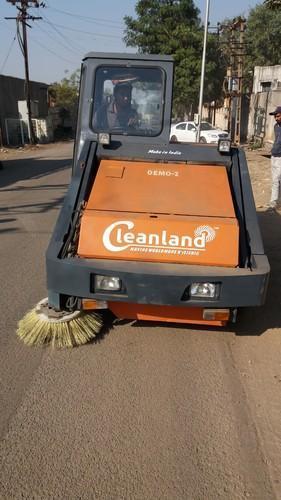 राइड ऑन स्वीपर
