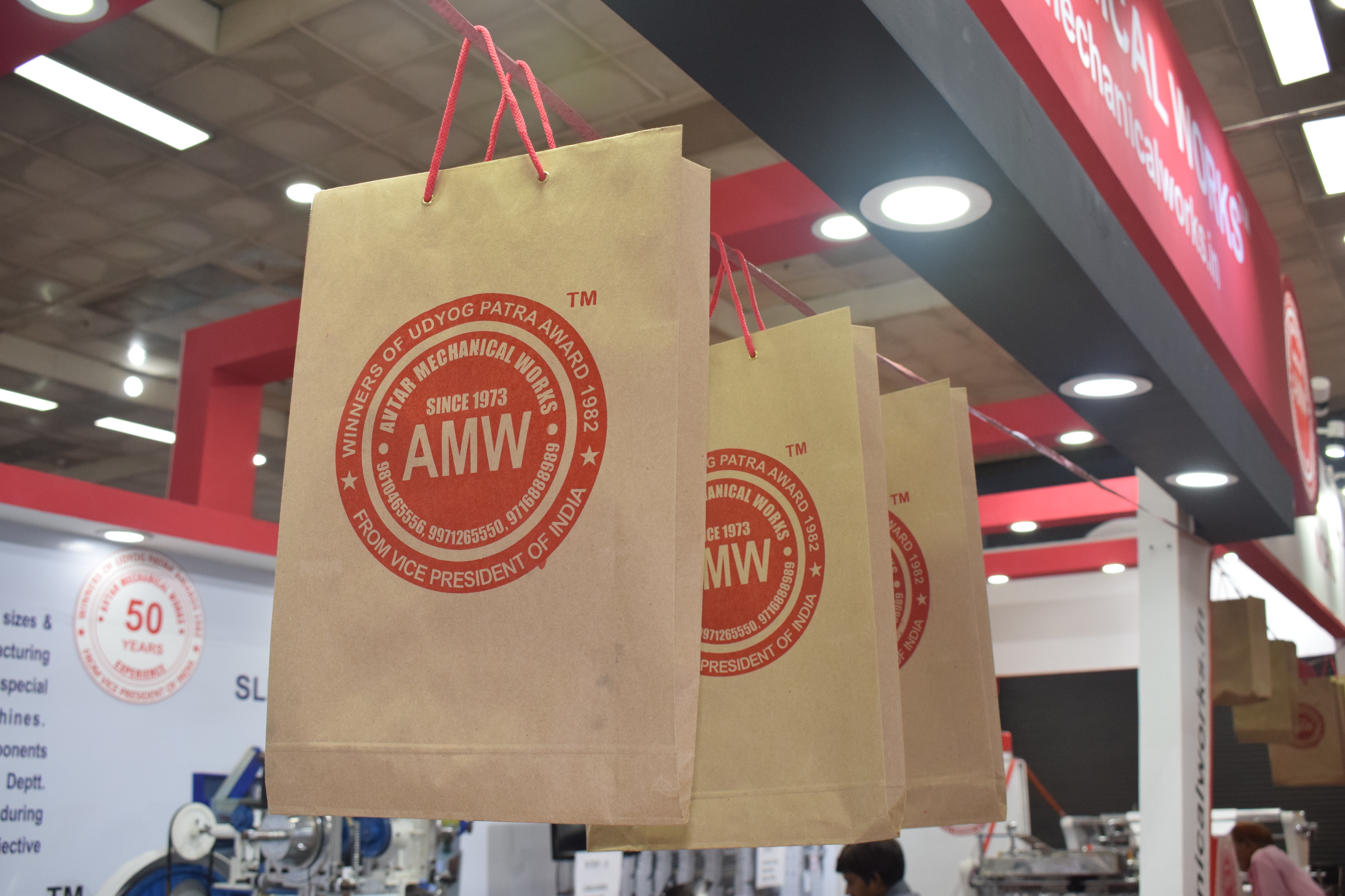 Automatic High Speed Paper Carry Bag Making Machine - 18 Inch Length | Electric Drive Approx 2000 Kg Weight Fully Automatic