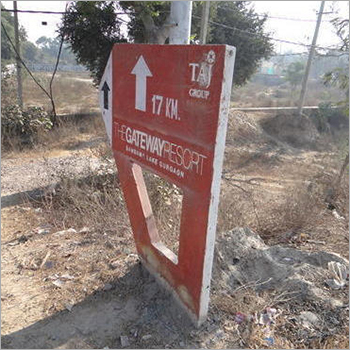 Road Marker Size: 1900X1350X70Mm