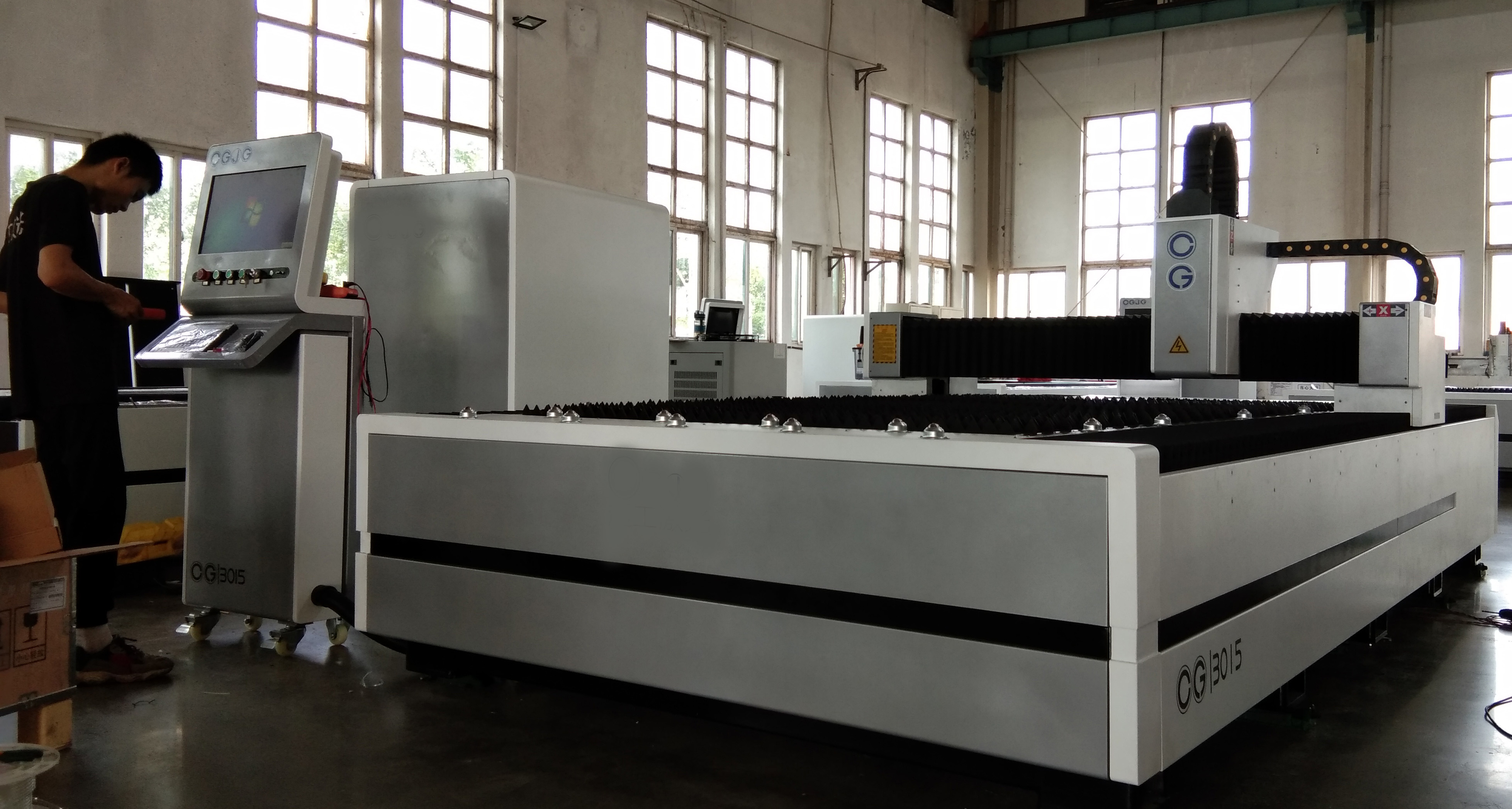 Fiber Laser Metal Cutting Machine - 3015 Cutting Area, 800-8000w Power | Automatic Cnc, High Efficiency, Water Cooling, Touch Screen Control