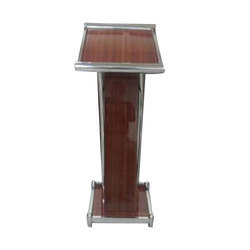 Wooden Podium Alfa