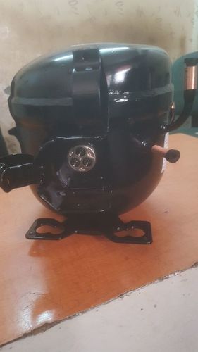 एयर कंडीशनिंग कंप्रेसर