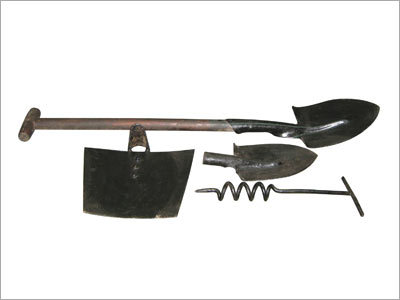 Shovels - Steel Material, 48 inches Handle Length, 10 inches Blade Width, Black Color | Durable, Ergonomic, Rust Resistant, Versatile, Easy to Use