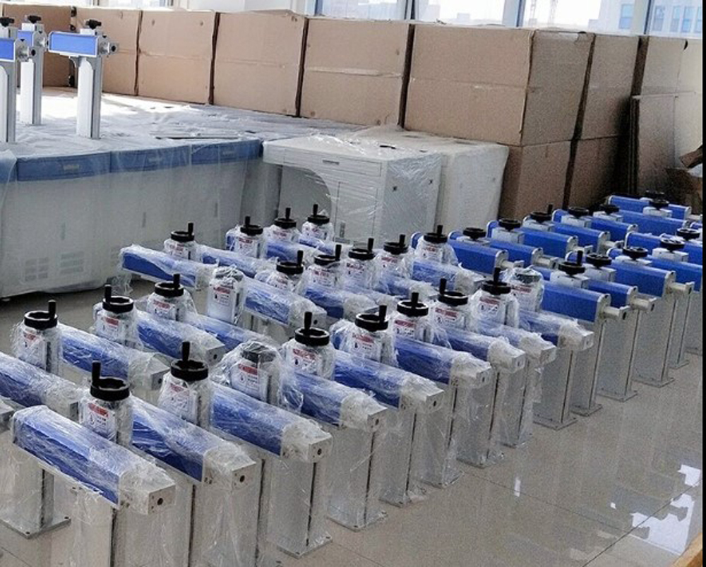 Portable Fiber Laser Marking Machine Accuracy: 0.001 Mm Mm