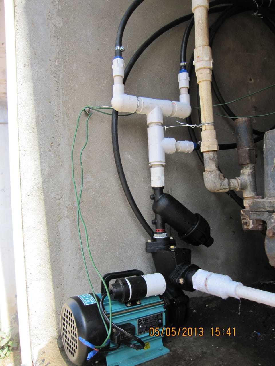 Four Way Fogger - 2.0 Gph Flow Rate, Plastic Material, Cooling Feeding System, Manual Technology