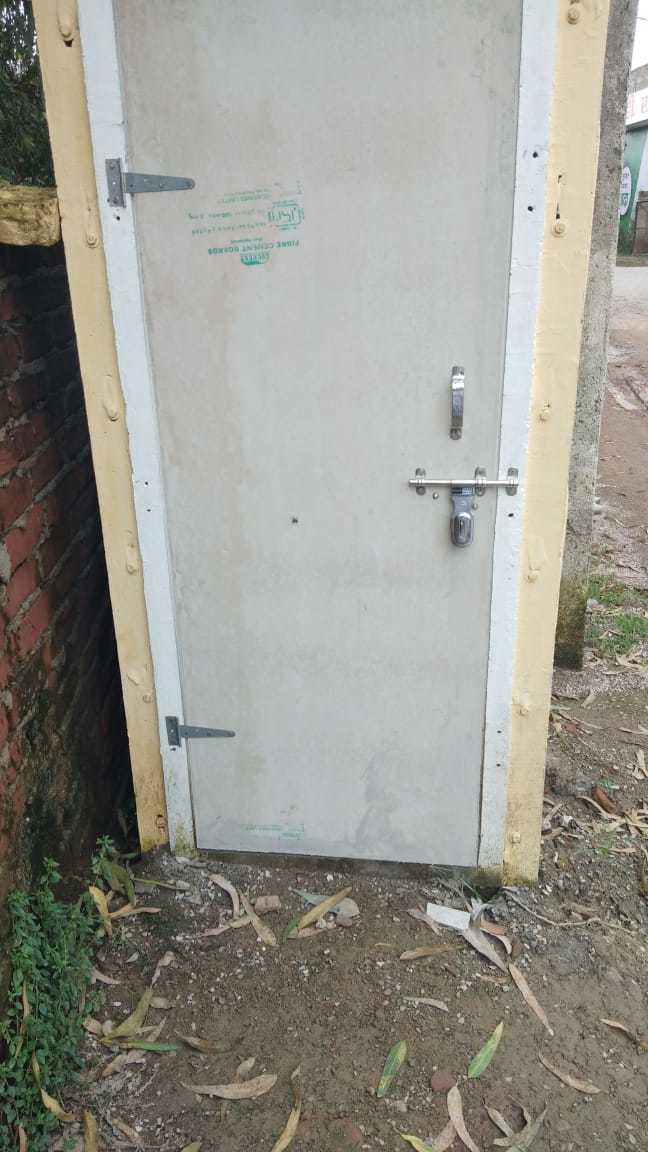 Readymade Toilet Cabin