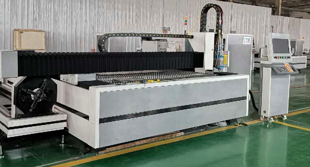 1mm~12mm Fiber Laser Cutting Machine