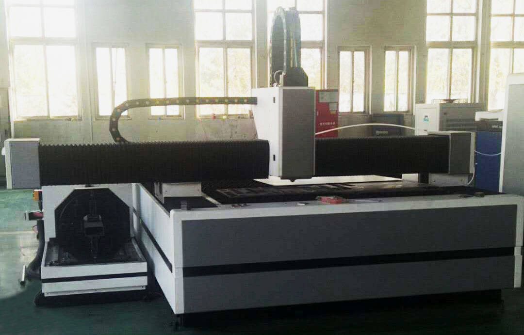1mm~12mm Fiber Laser Cutting Machine