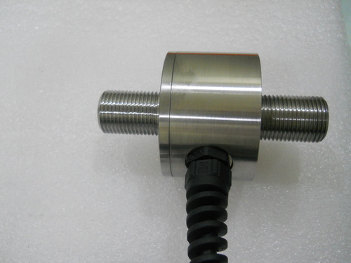 Axial Load Cell Accuracy: 0.1  %