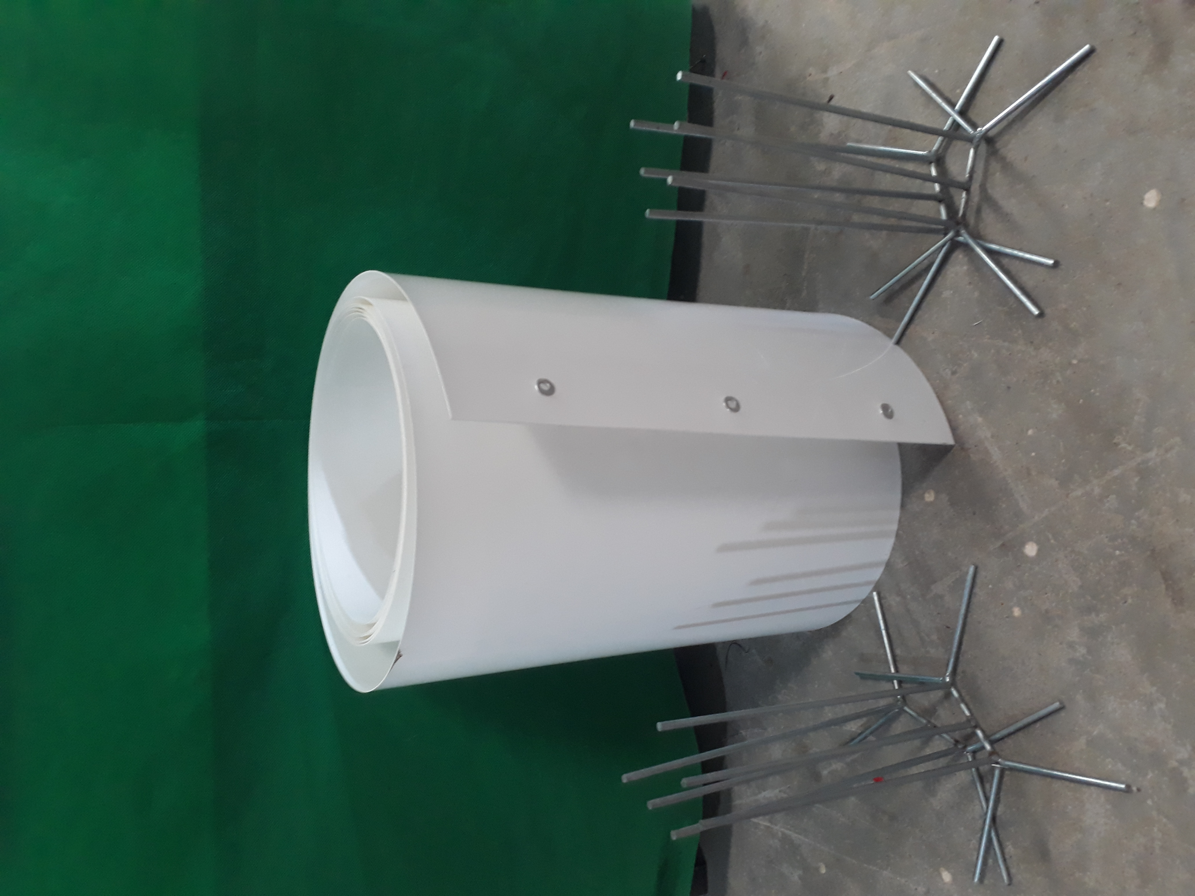 Plastic Chick Guard With Three Ms Stand