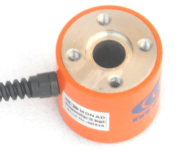 Reaction Torque Sensor Accuracy: 0.1 %
