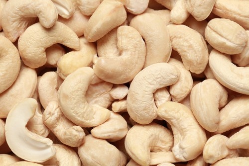 W 320 Cashew Nut
