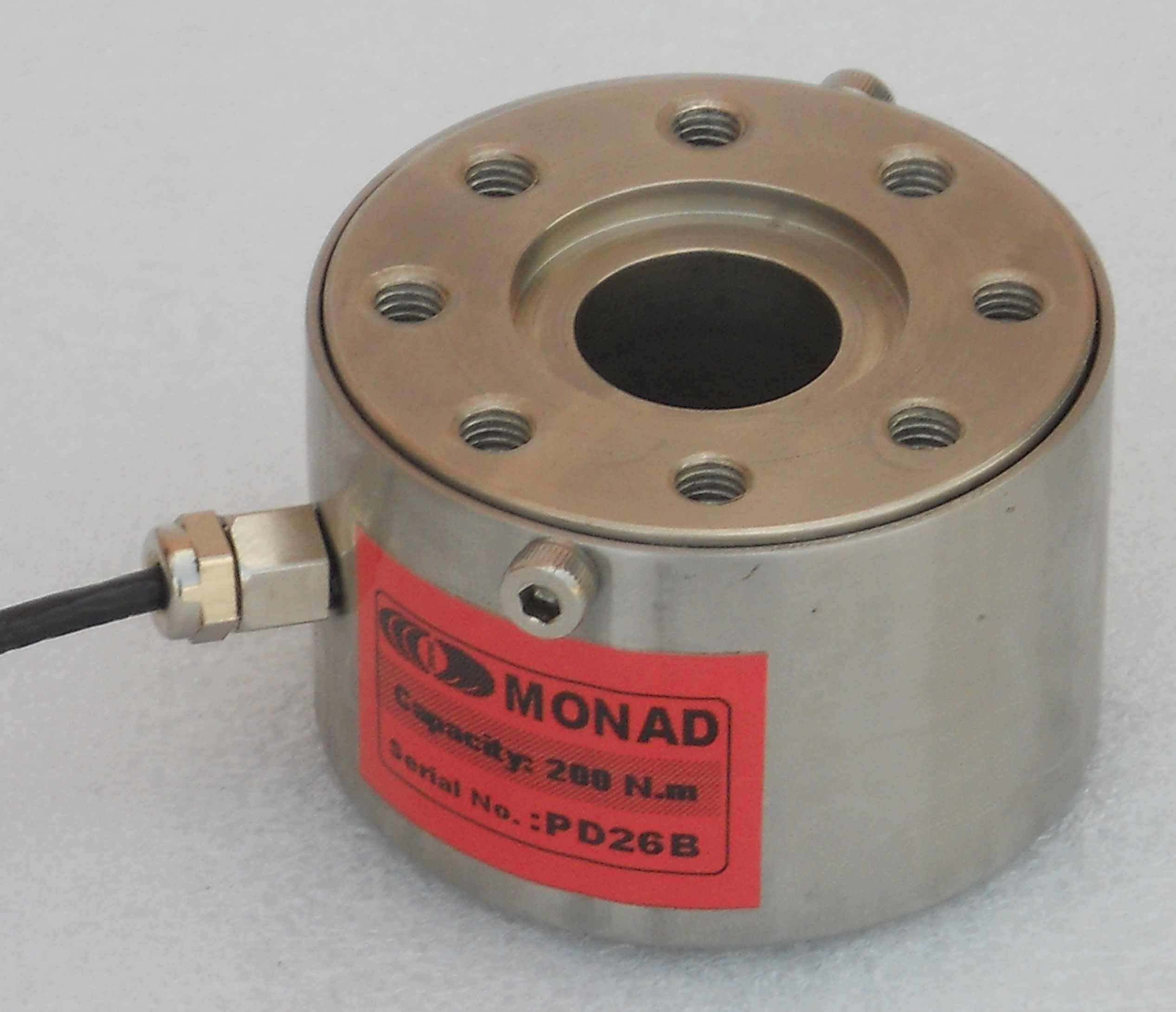Reaction Torque Sensor Accuracy: 0.1 %