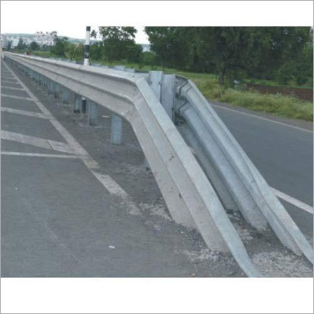 Thrie Beam Guardrail - High-Grade Steel, Custom Size | Impact Resistant, Robust Performance, Seamless Finish, Easy Installation