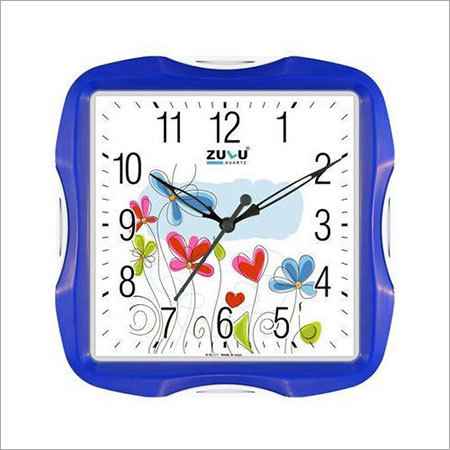 Square Wall Clock Gender: Unisex