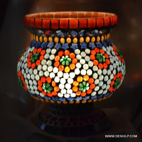 मल्टीकलर मिनी ग्लास शेप ग्लास टेबल लैंप