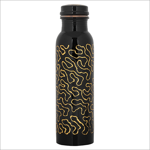 काला तांबा की बोतल