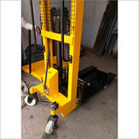 हाइड्रोलिक मैनुअल स्टेकर