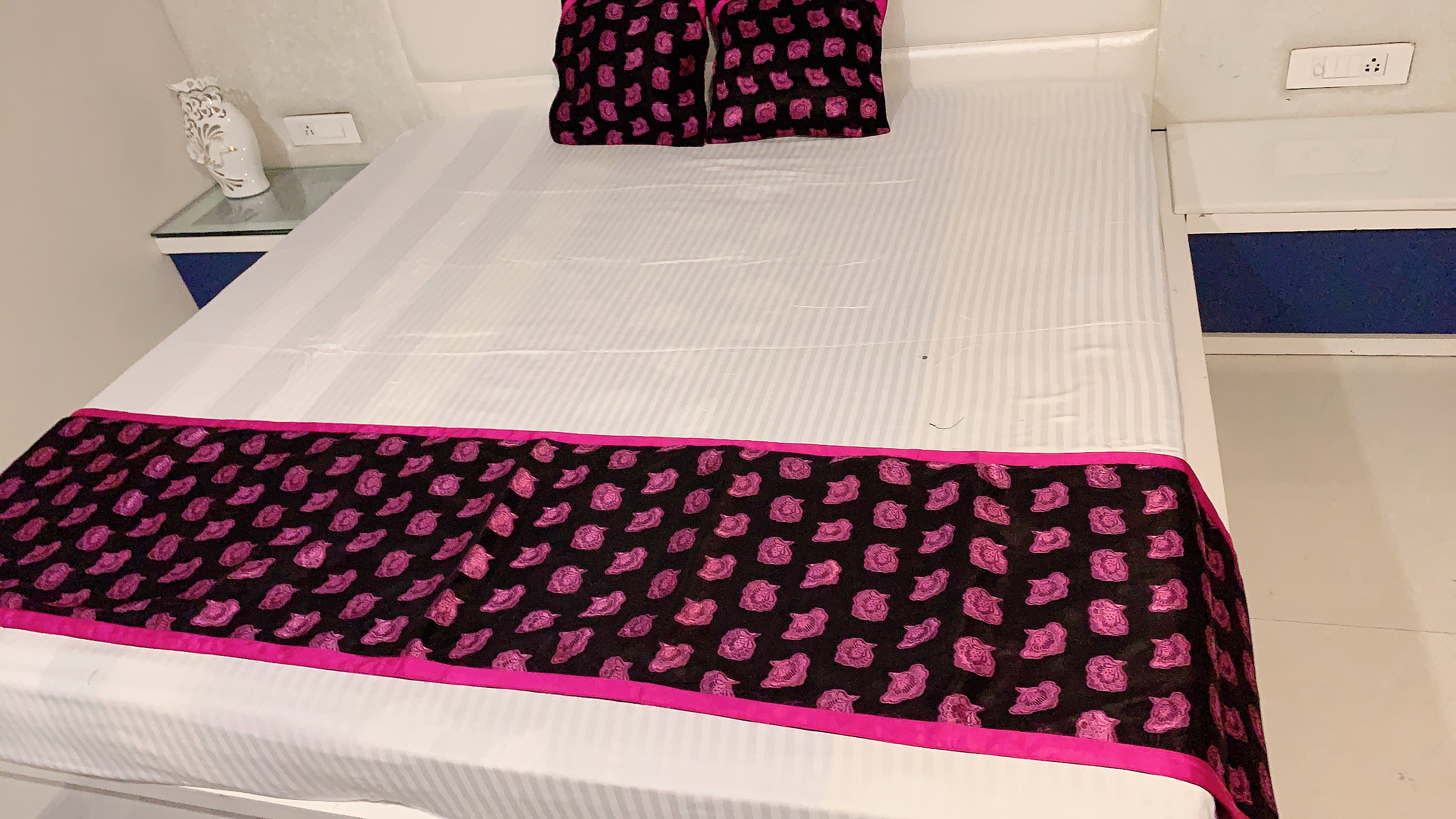All Brocade Bed Runner