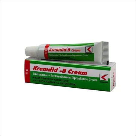 क्लोट्रिमाजोल 1% + बेक्लोमेथासोन डिप्रोपियोनेट 0.025% क्रीम