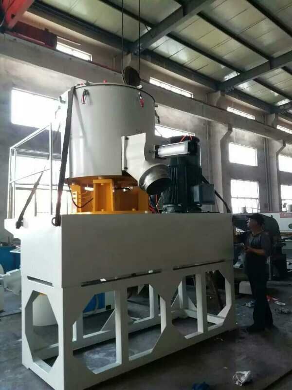 Plastic Mixer