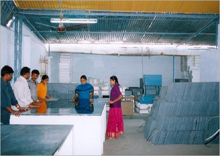 कंपनी का गोदाम